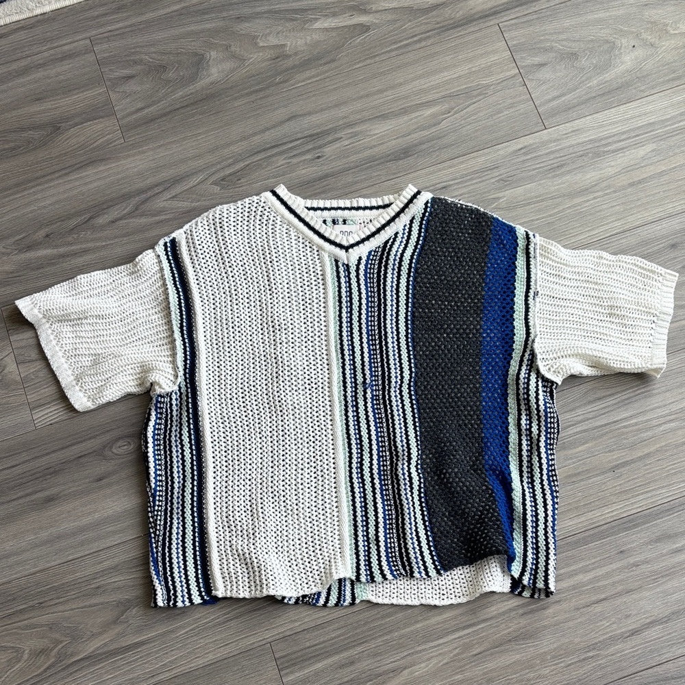 Unisex Knit Cover-Up/T-shirt